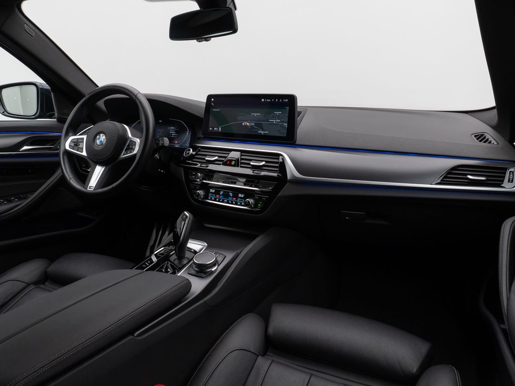 BMW 530 2023