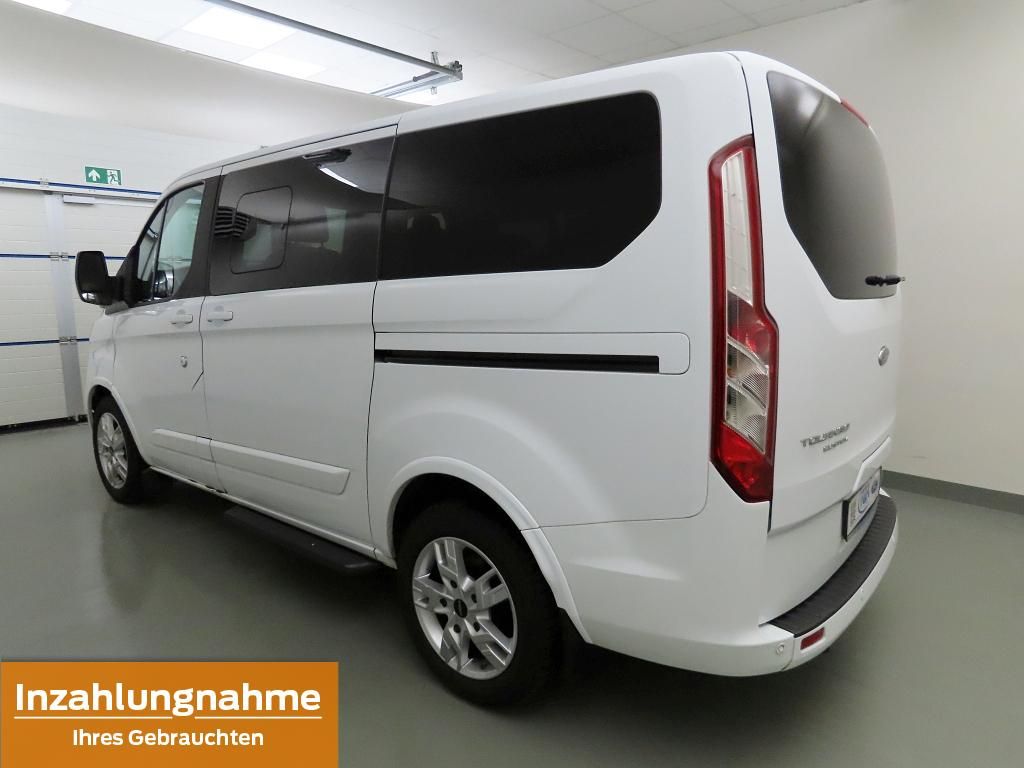 Ford Tourneo Custom 2021