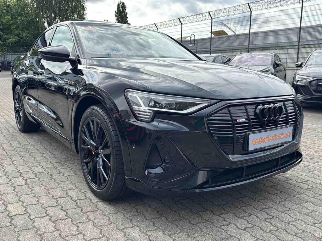 Audi e-tron 2022