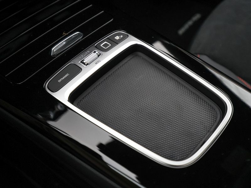 Mercedes-Benz CLA 200 2025