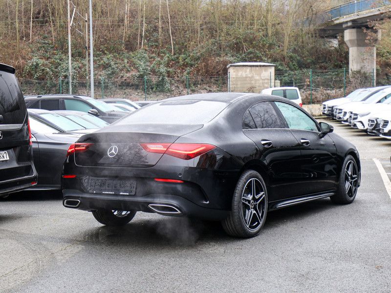 Mercedes-Benz CLA 200 2025