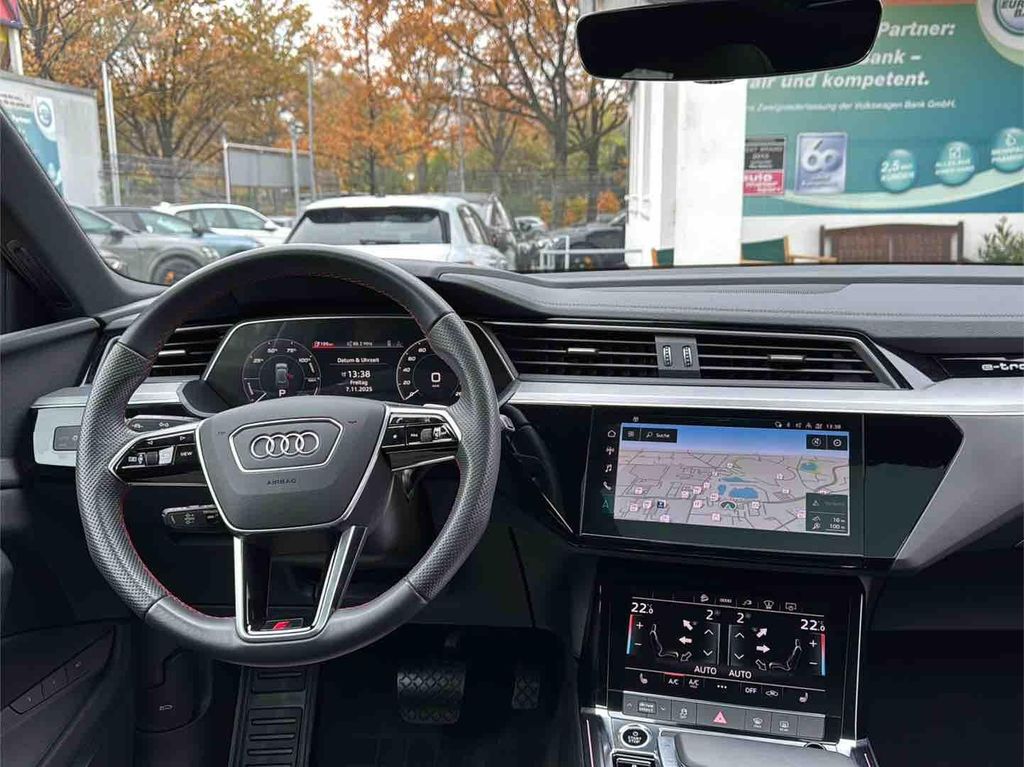 Audi e-tron 2022