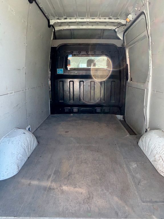Hyundai H350 2018