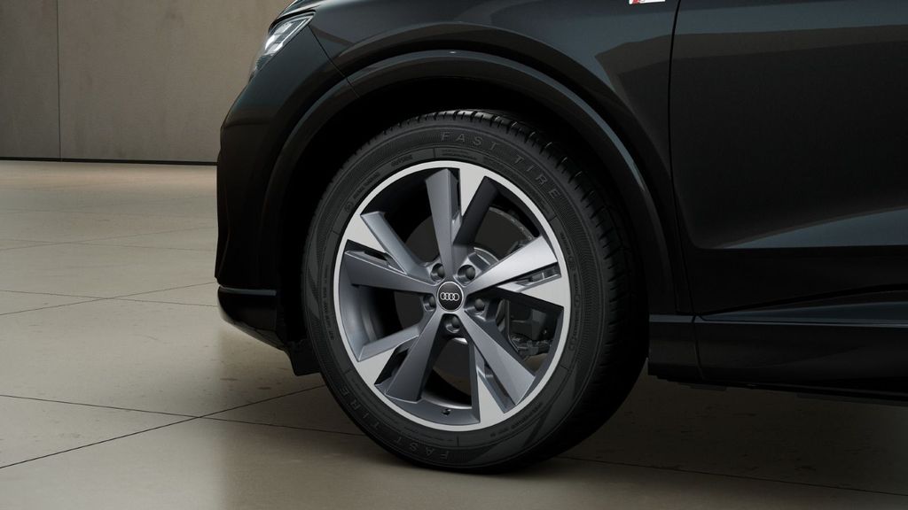 Audi Q4 e-tron 2025