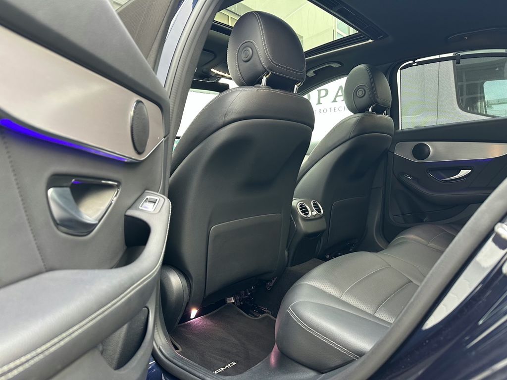 Mercedes-Benz C 300 2021