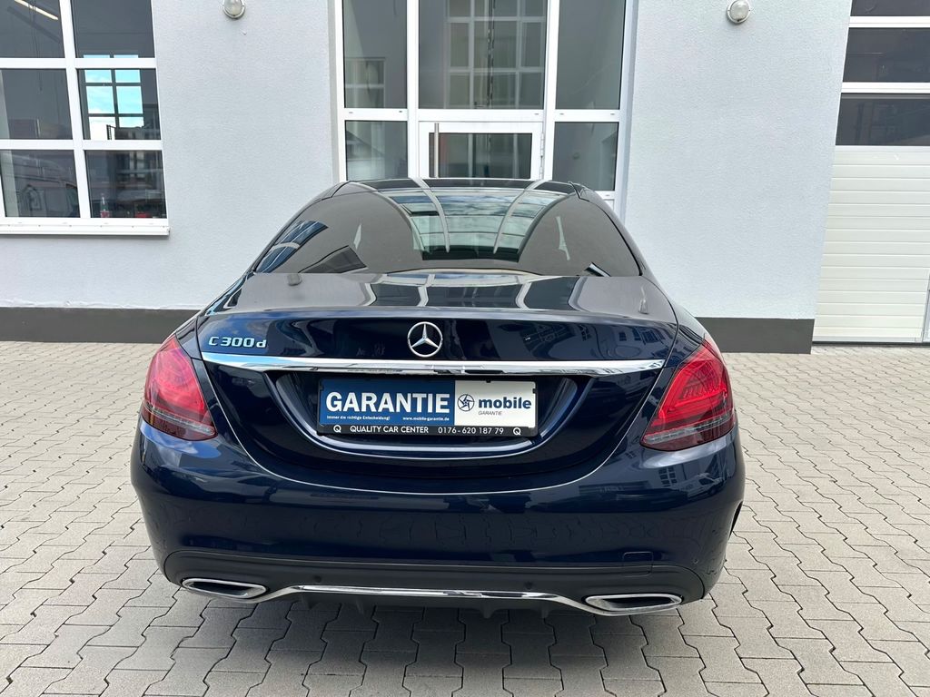 Mercedes-Benz C 300 2021