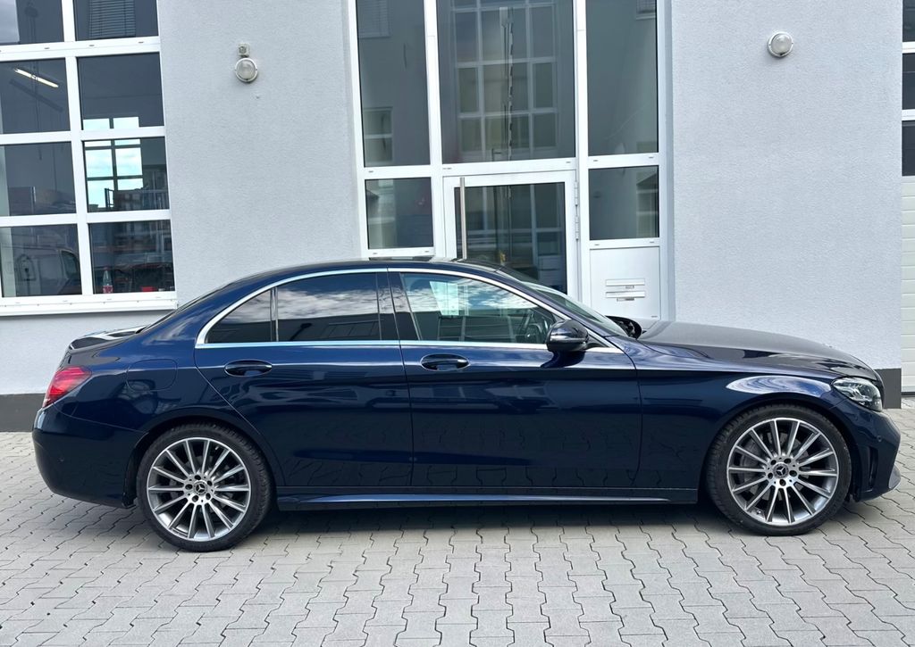 Mercedes-Benz C 300 2021