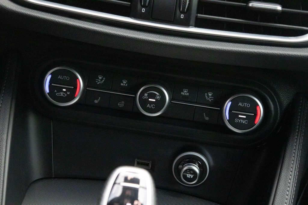 Alfa Romeo Stelvio 2024