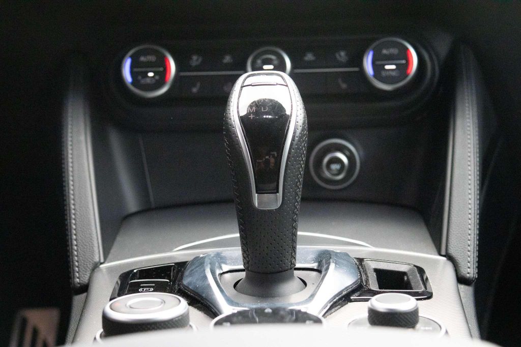 Alfa Romeo Stelvio 2024