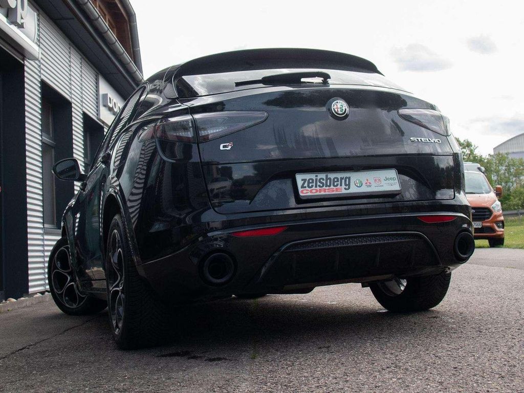 Alfa Romeo Stelvio 2024