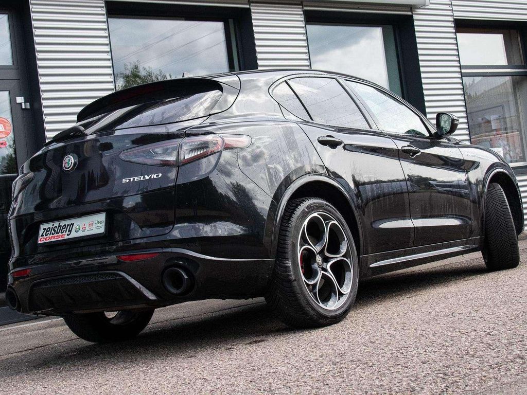 Alfa Romeo Stelvio 2024