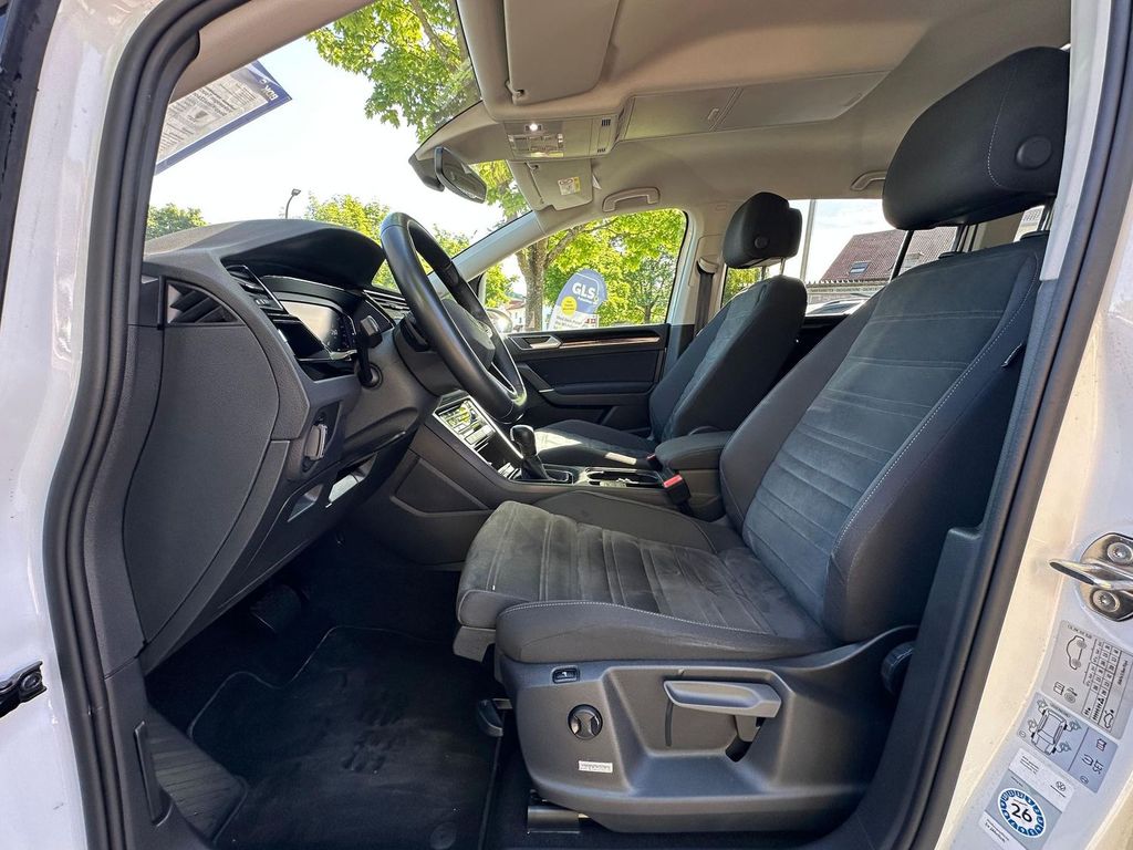 Volkswagen Touran 2023