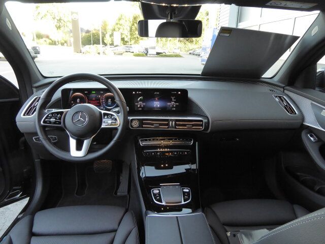 Mercedes-Benz EQC 2021