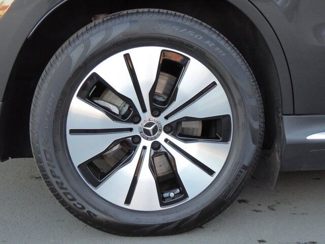 Mercedes-Benz EQC 2021