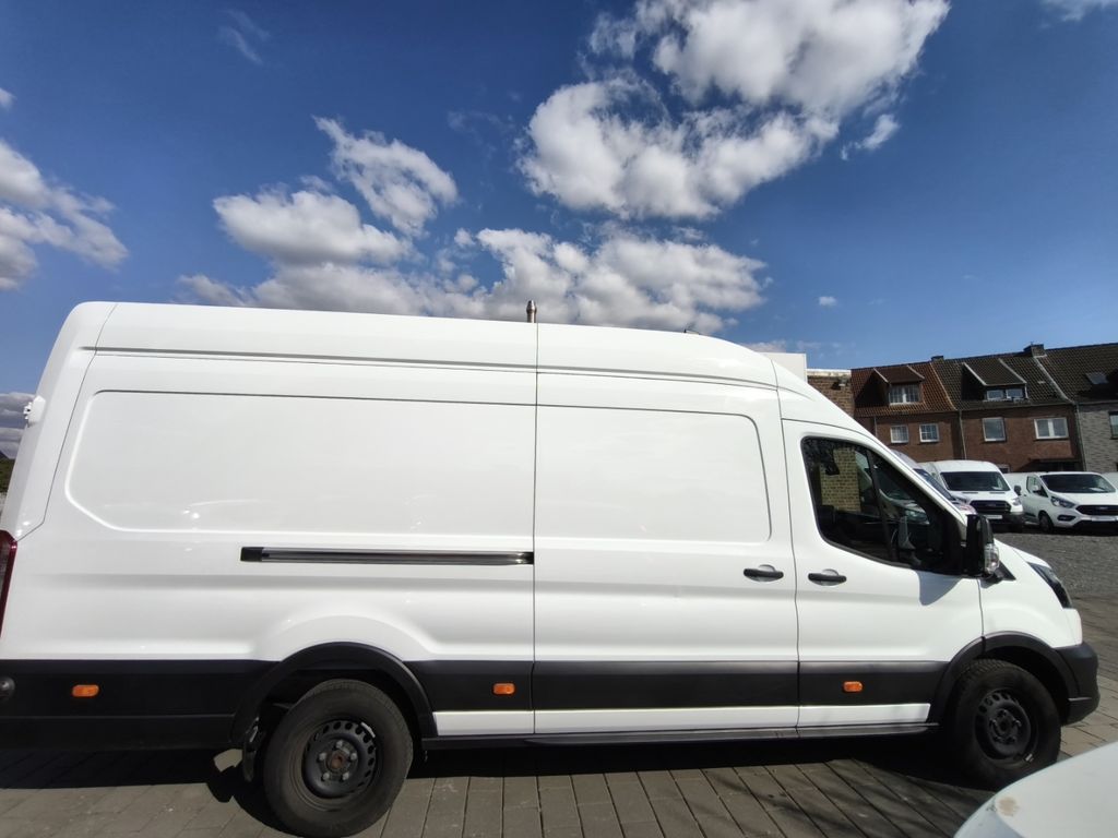 Ford Transit 2024