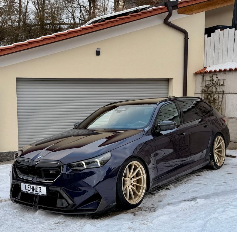 BMW M5 2025