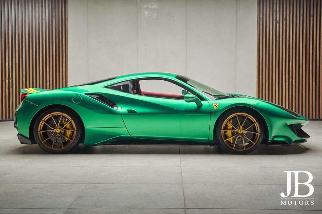 Ferrari 488 Pista 2019