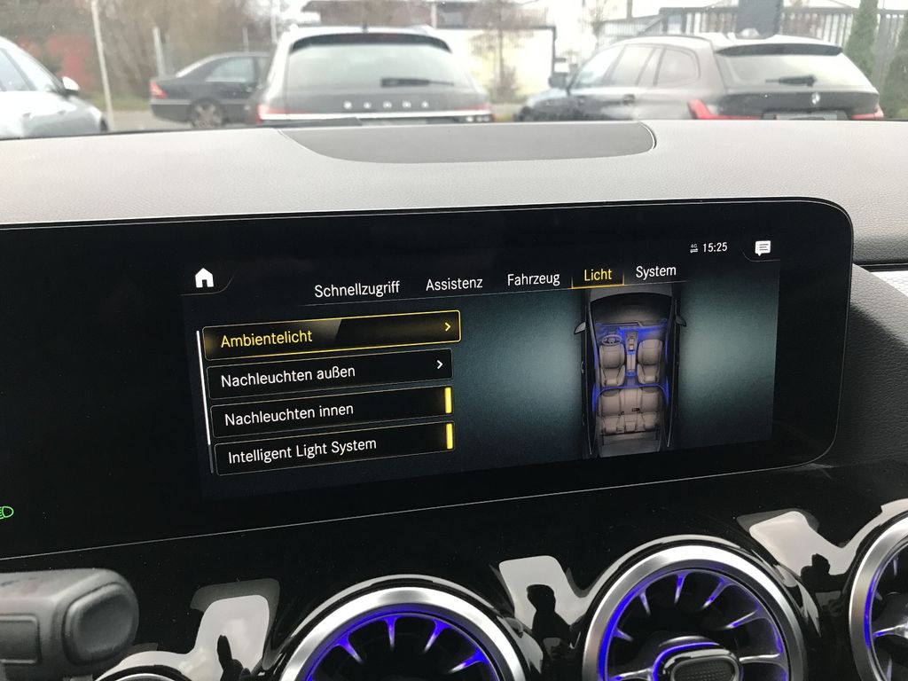 Mercedes-Benz B 200 2022