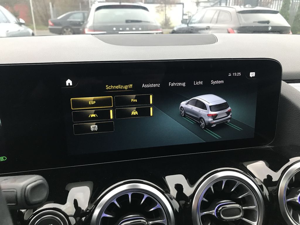 Mercedes-Benz B 200 2022