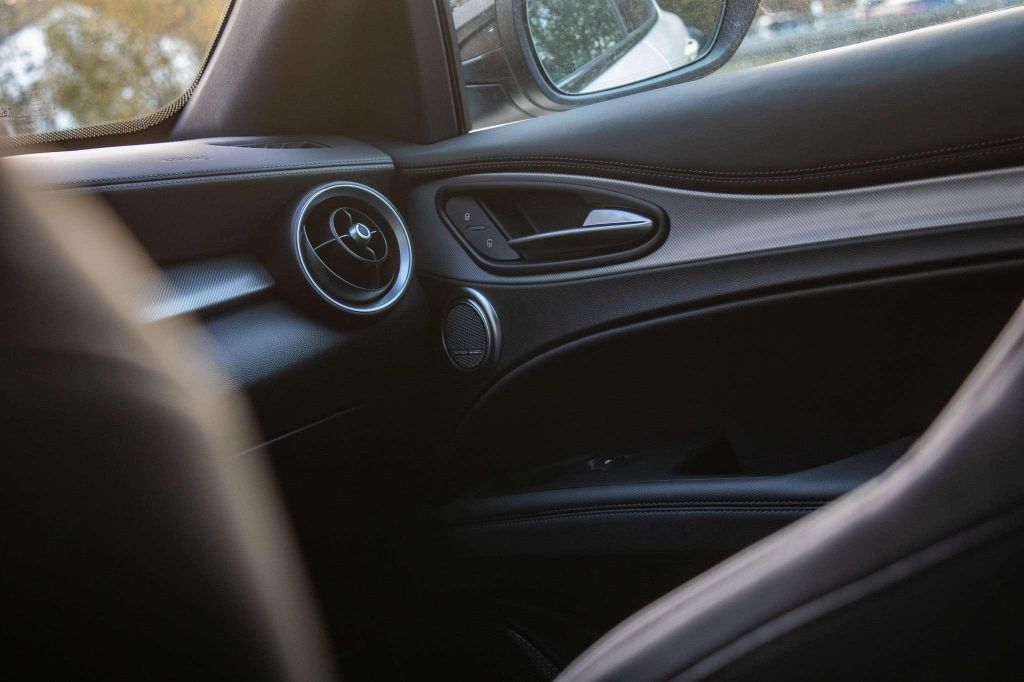 Alfa Romeo Stelvio 2024