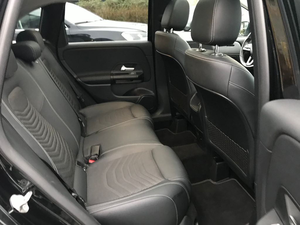 Mercedes-Benz B 200 2022