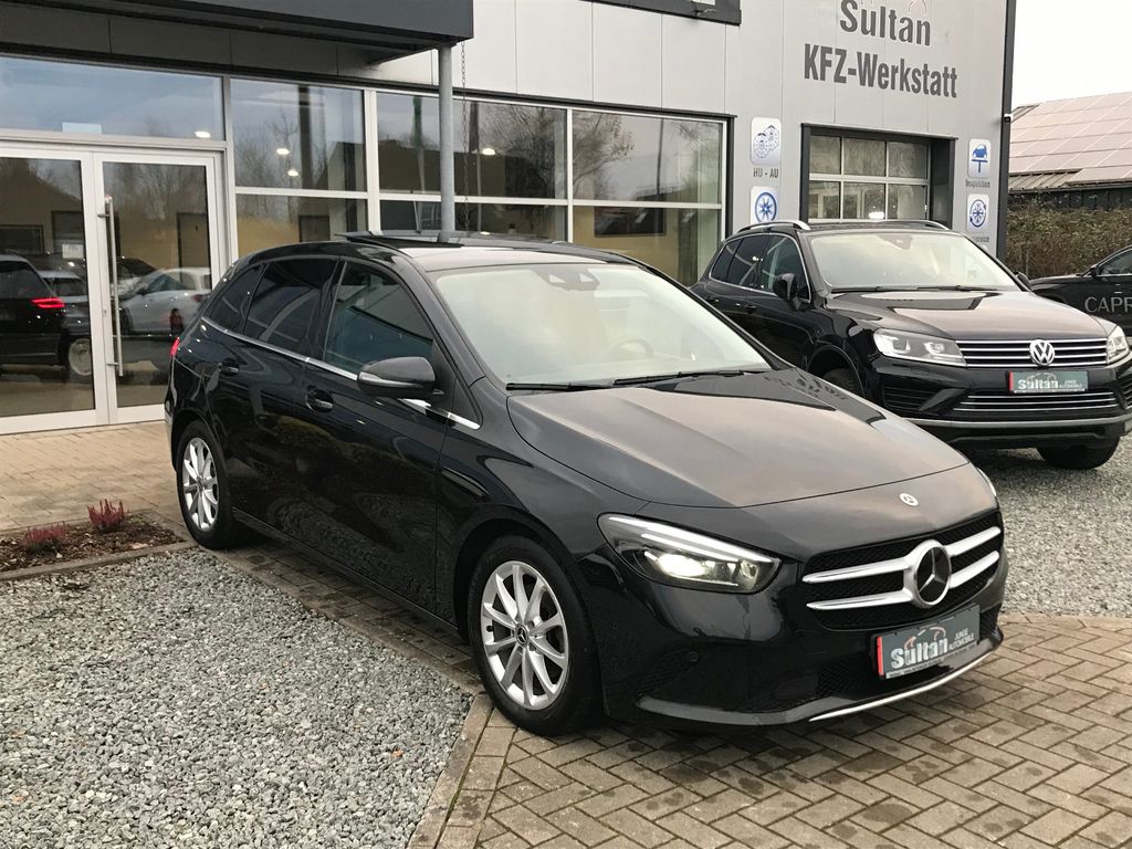 Mercedes-Benz B 200 2022