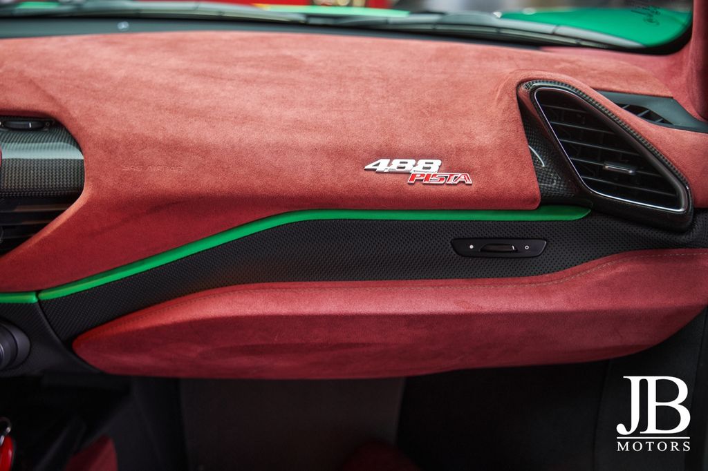 Ferrari 488 Pista 2019