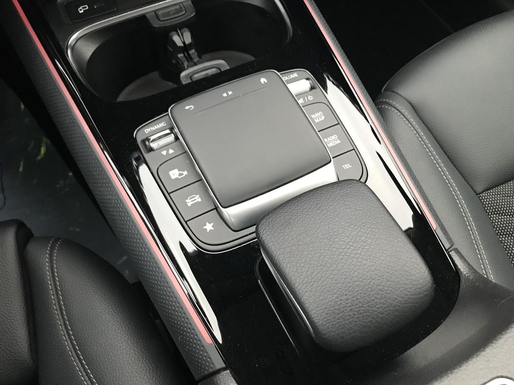 Mercedes-Benz B 200 2022