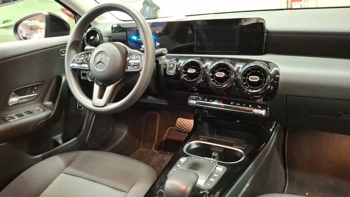Mercedes-Benz A 250 2022