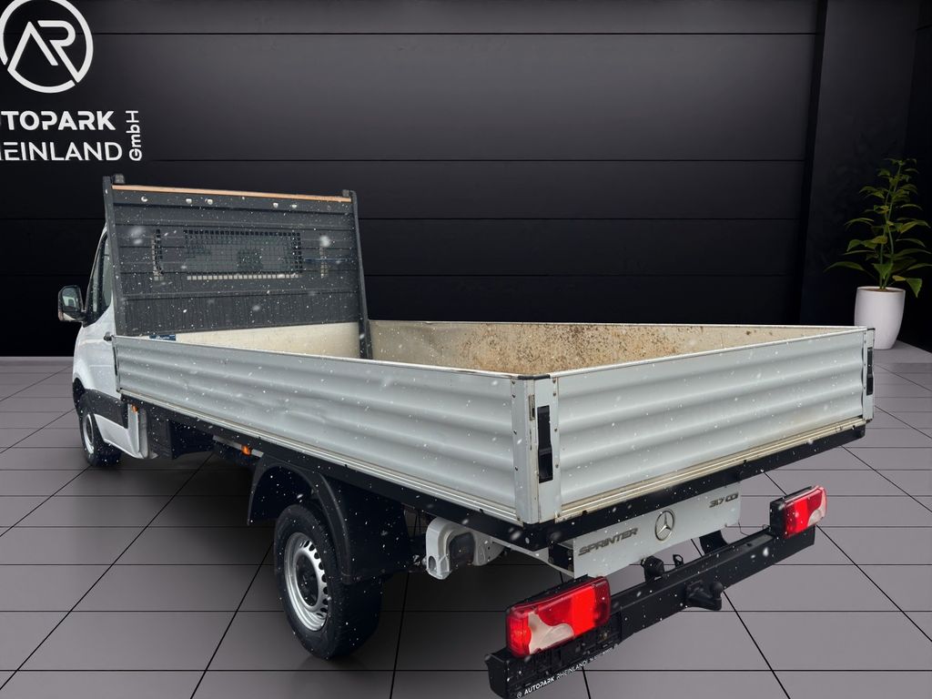 Mercedes-Benz Sprinter 2021