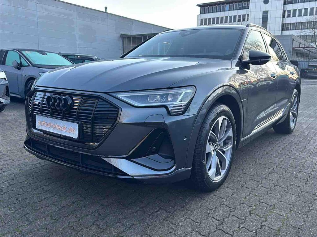 Audi e-tron 2022