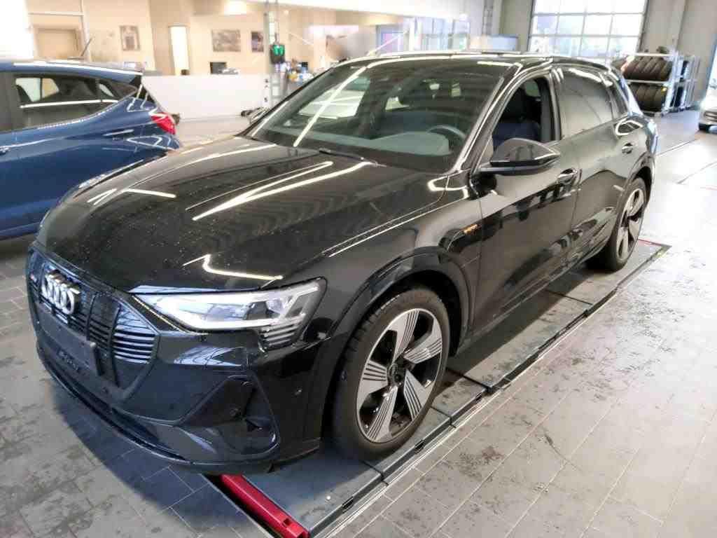 Audi e-tron 2022