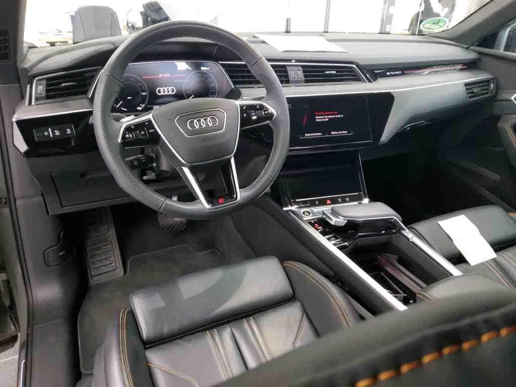 Audi e-tron 2022