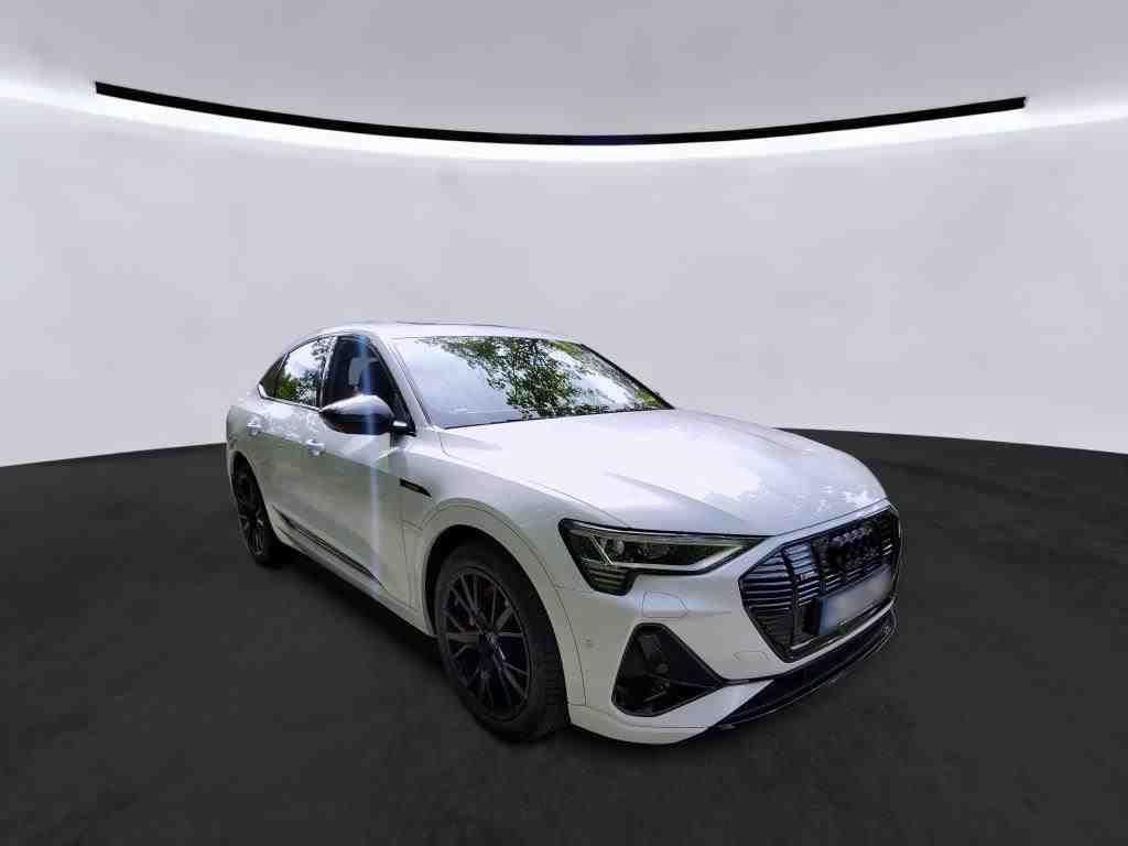 Audi e-tron 2022