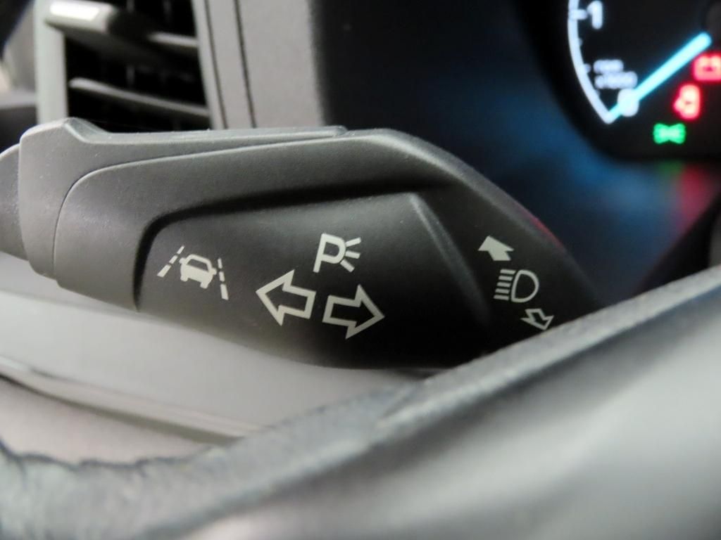 Ford Tourneo Custom 2021