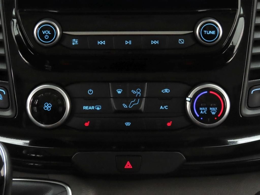 Ford Tourneo Custom 2021