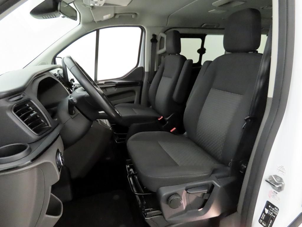 Ford Tourneo Custom 2021