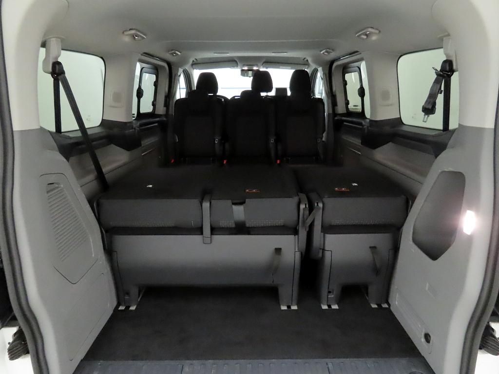 Ford Tourneo Custom 2024