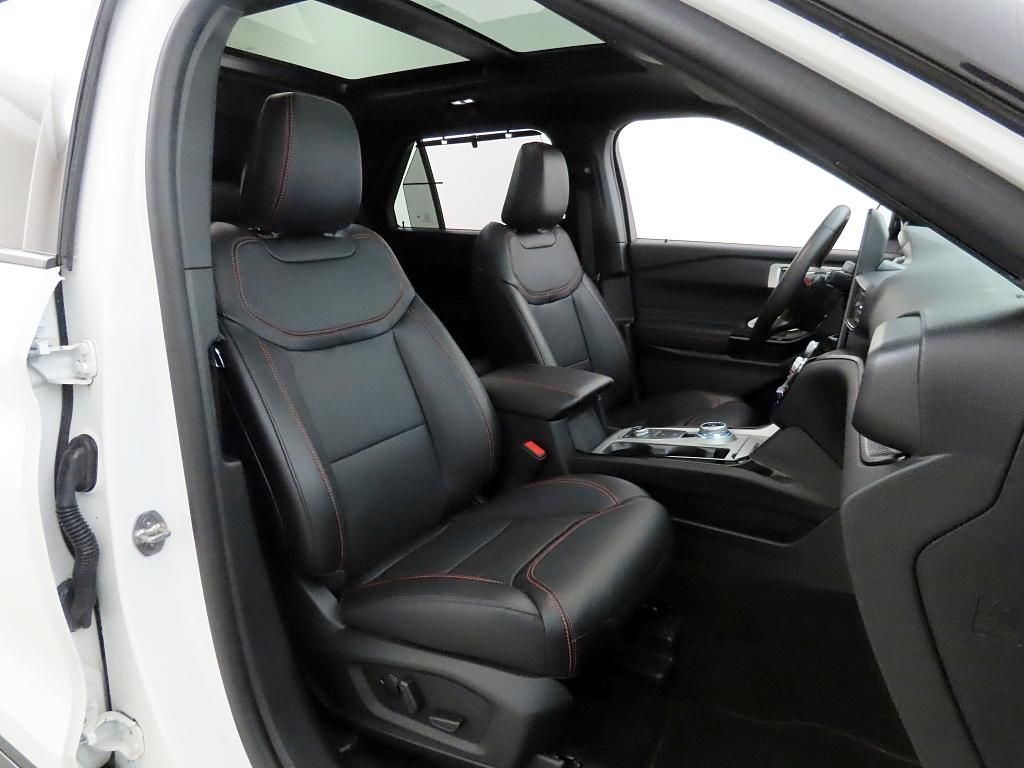 Ford Explorer 2024