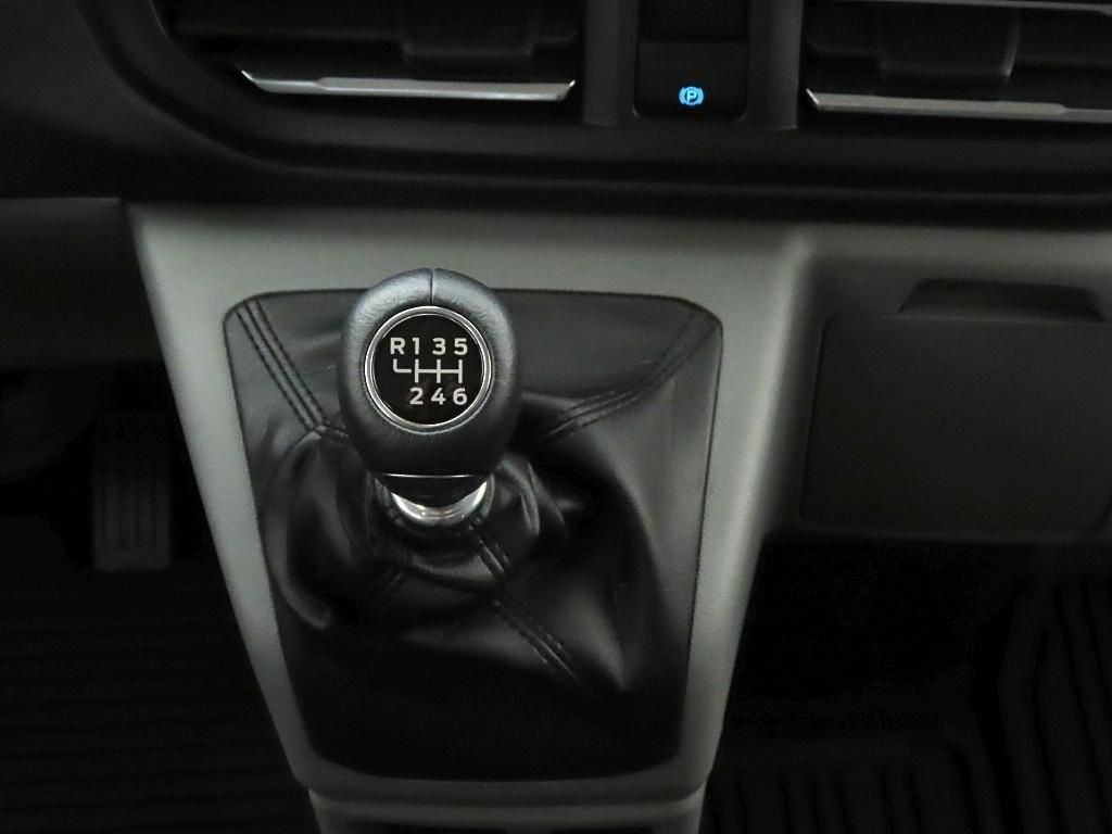 Ford Tourneo Custom 2024