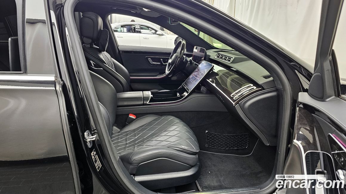 Mercedes-Benz S-Class 2021