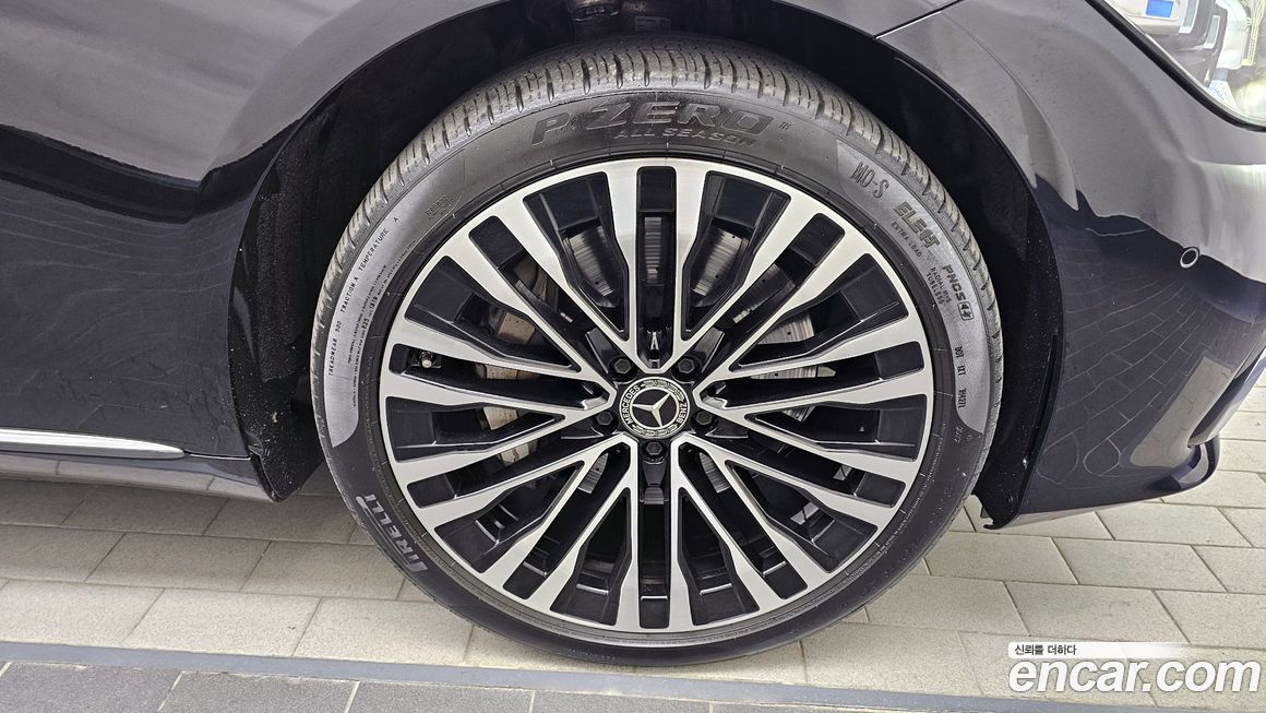 Mercedes-Benz S-Class 2021