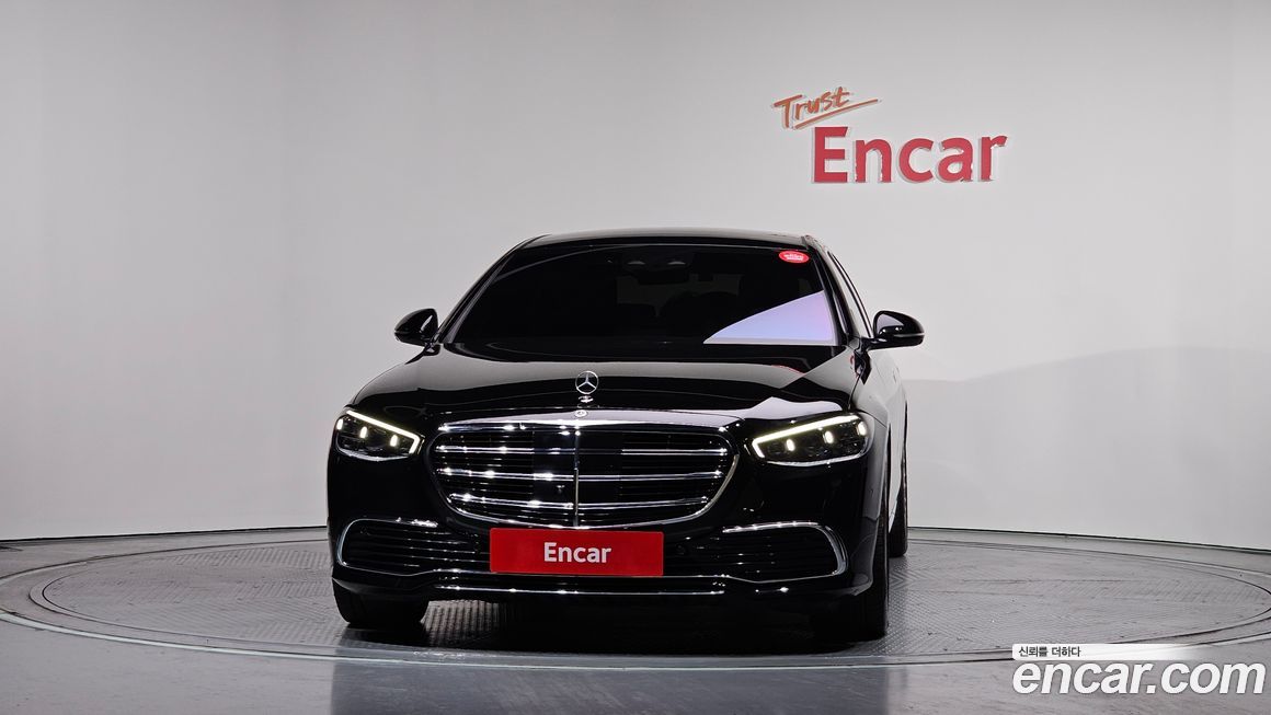 Mercedes-Benz S-Class 2021