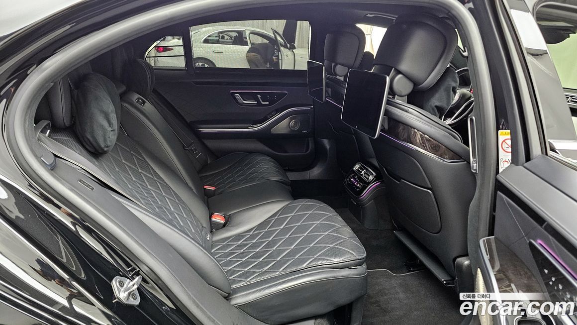 Mercedes-Benz S-Class 2021