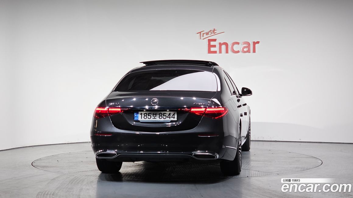 Mercedes-Benz S-Class 2023