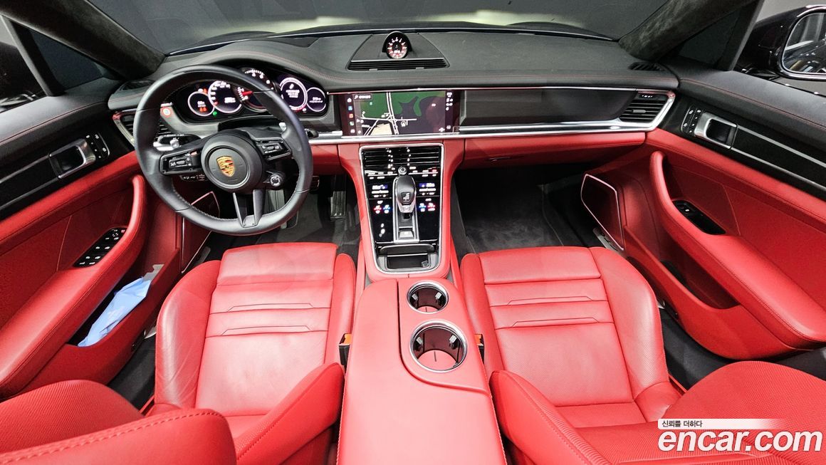 Porsche Panamera 2023