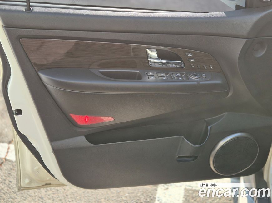 KG_Mobility_Ssangyong Rexton 2011