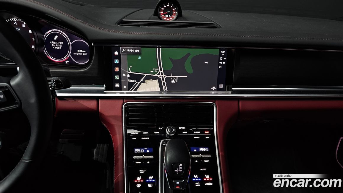 Porsche Panamera 2023