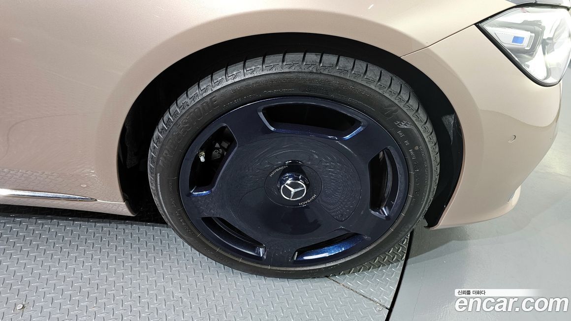 Mercedes-Benz S-Class 2023