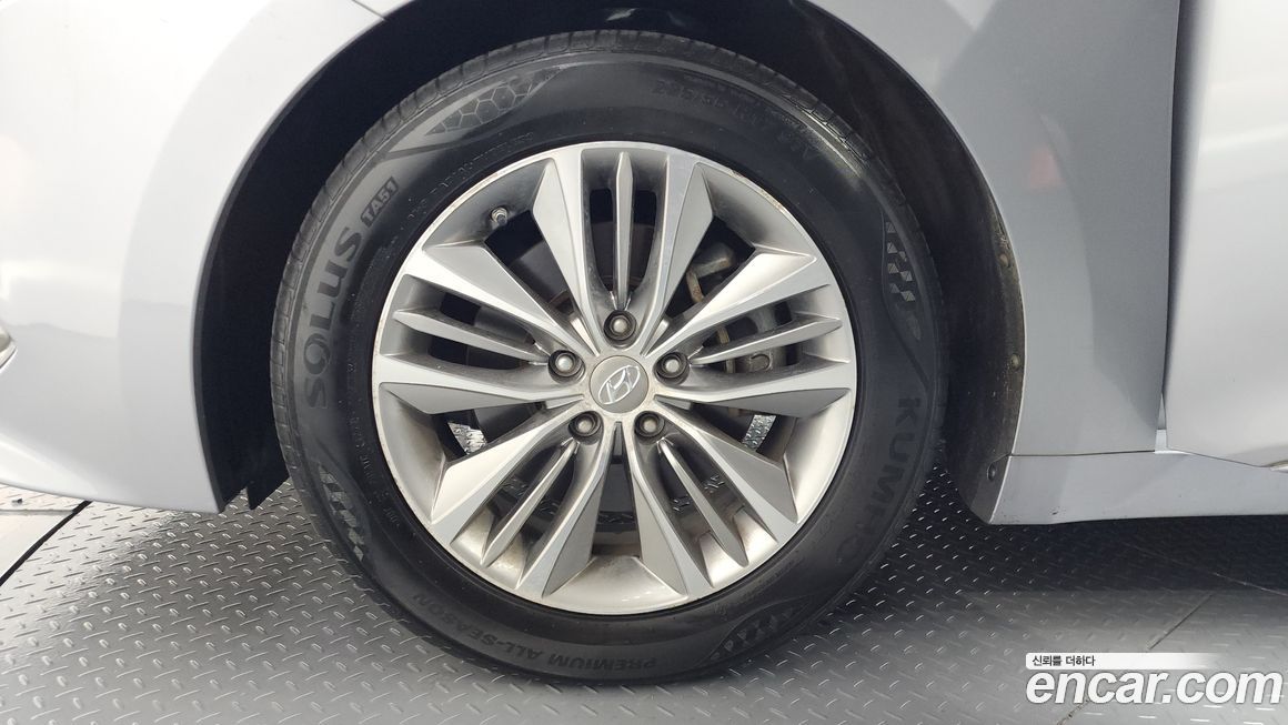 Hyundai Grandeur 2015